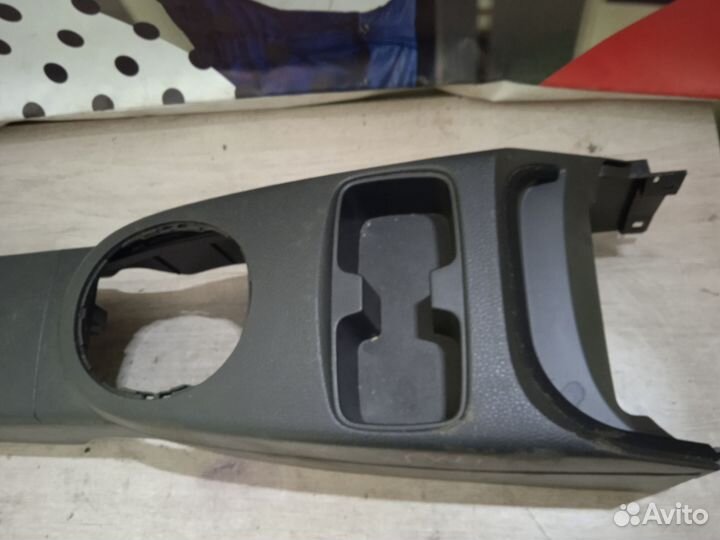 Тоннель салона Сузуки SX4 Suzuki SX4