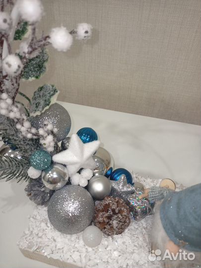 Новогодняя композиция гном