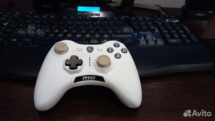 Геймпад MSI Force GC30 V2