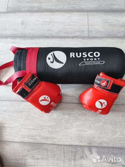 Боксерская груша детская с перчатками