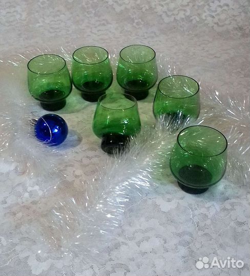 Бокалы для шампанского и бренди