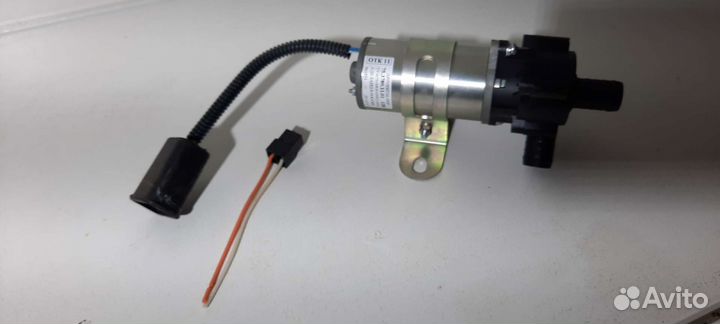 Насос отопителя салона