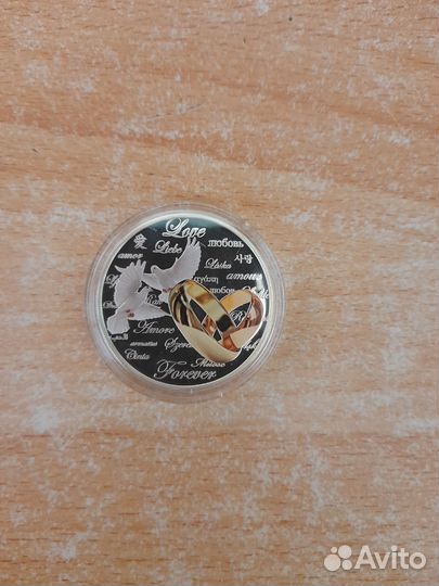 Продам Сувенирную Монету на счастье,elizabeth ll