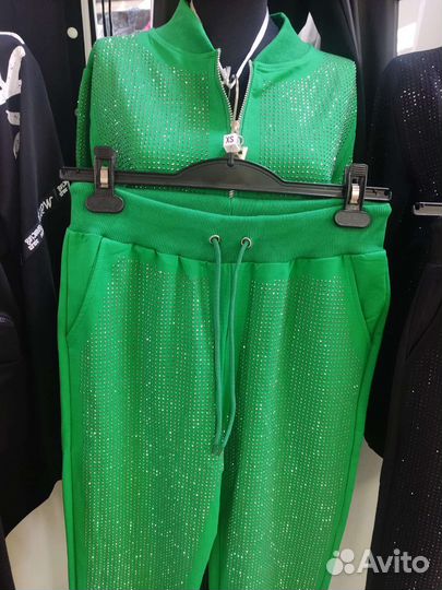 Костюм спортивный