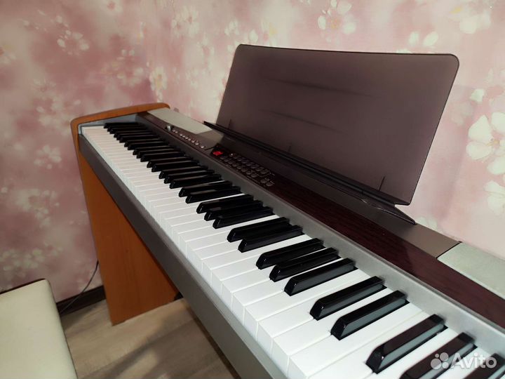 Цифровое пианино casio privia PX-500L