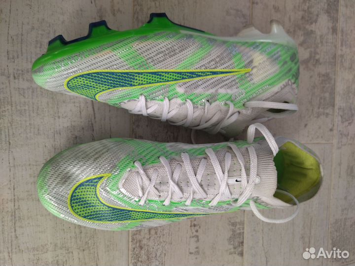 Продам бутсы Найк