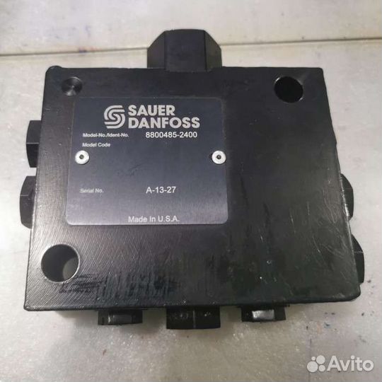 Sauer-Danfoss 90L100KN5