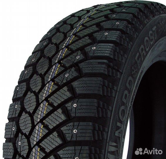 Gislaved Nord Frost 200 215/55 R17 98T