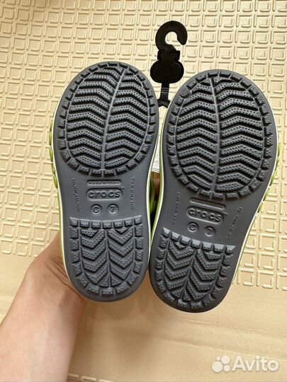 Сандали crocs c7 новые