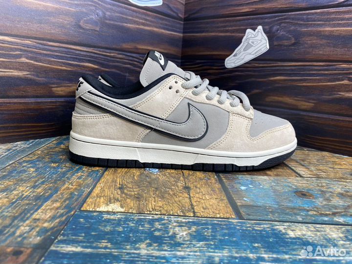 Кроссовки Nike Dunk Low