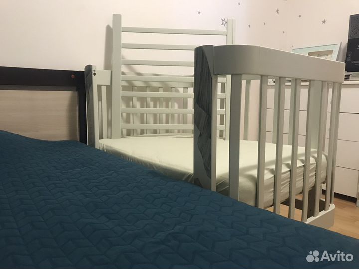 Комлект из кроватки-люльки happy baby mommy love