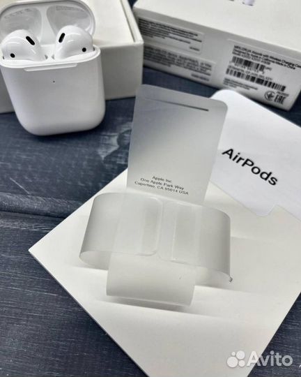 AirPods 2 LUX