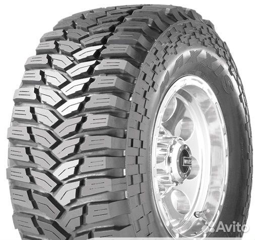 Maxxis M8060 Trepador Radial 235/75 R15