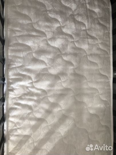 Детская кровать с матрасом бу