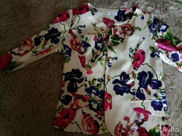 Пиджак женский