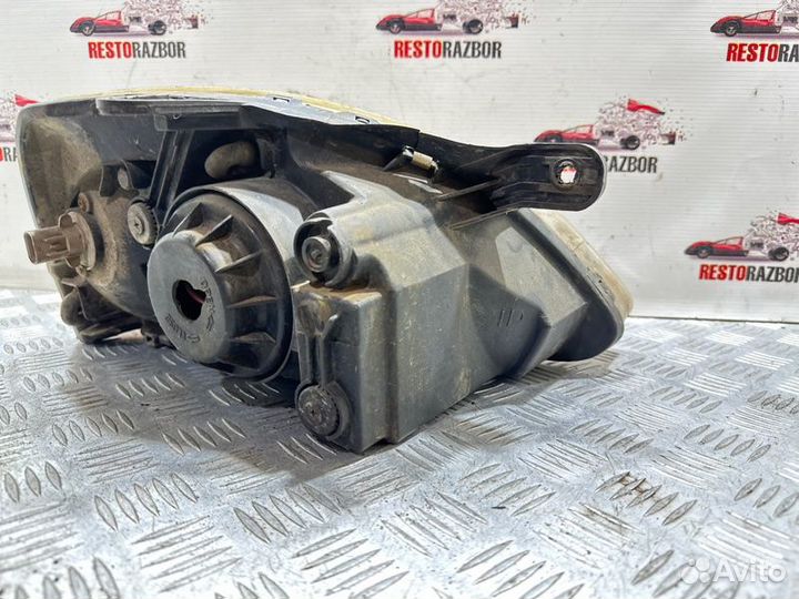 Фара галогеновая передняя левая Kia Rio седан S6D