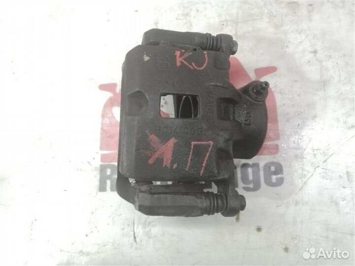 Суппорт передний левый Ssang Yong Korando KJ M161