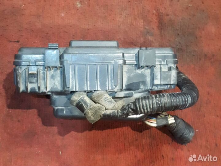 Монтажный блок Хонда црв 2