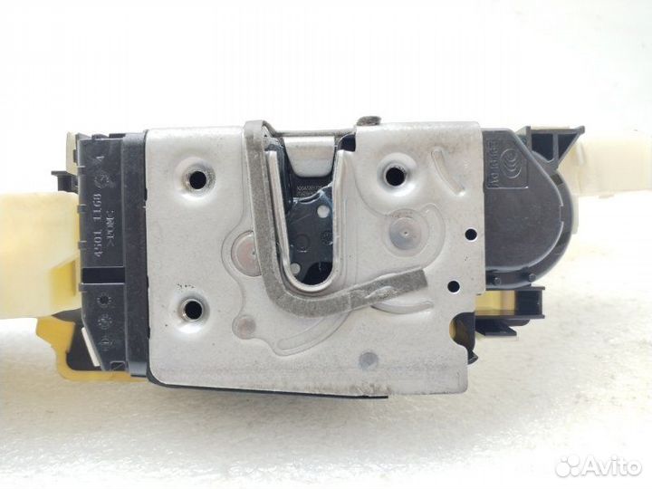 Замок двери передний левый Mercedes-Benz E-Class