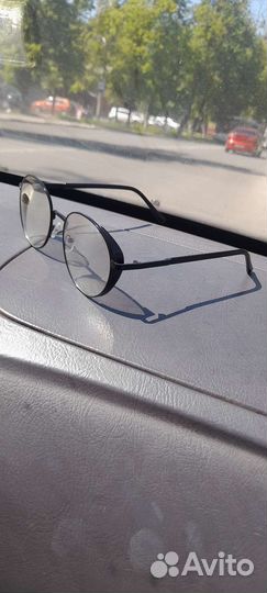 Солнцезащитные очки