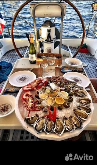 Организатор мероприятий на яхте