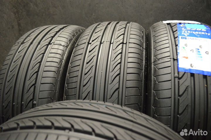 Landsail LS388 215/50 R17 95W