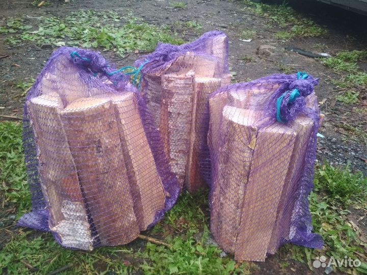 Дрова березовые колотые в сетках