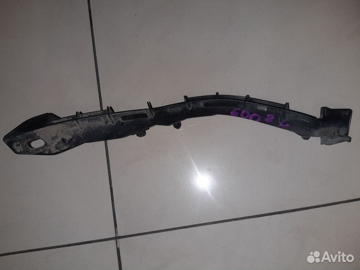 Крепление переднего бампера Субару Форестер SG