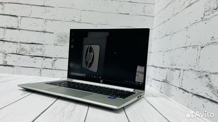 Бизнес ноутбук HP с core i5-11Gen - 16/512GB