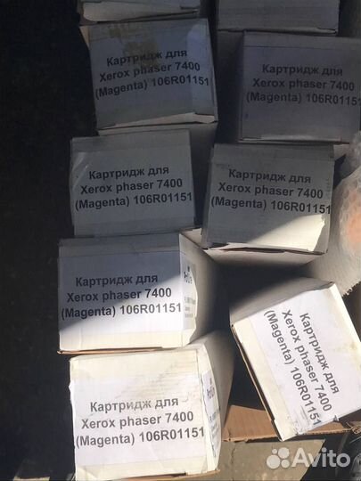 Картридж для Xerox Phaser 7400 Magenta 106R01151
