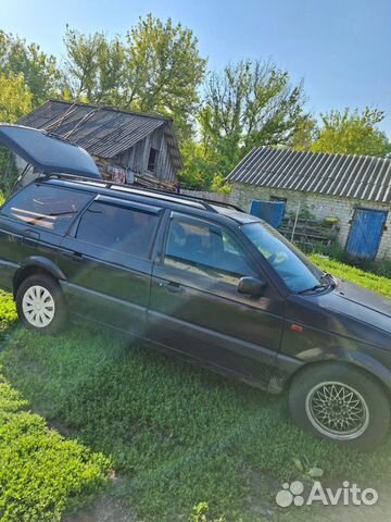 Volkswagen Passat 1.6 MT, 1993, 297 690 км с пробегом, цена 190000 руб.