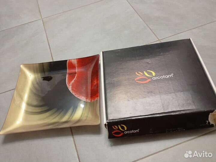 Набор тарелок сервировочный