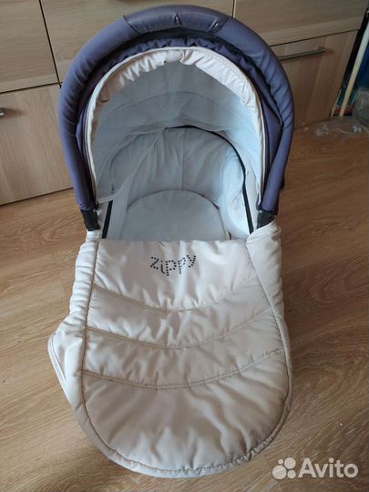 Коляска Tutis Zippy