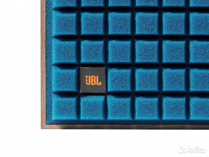 JBL L82 Classic Blue акустическая система