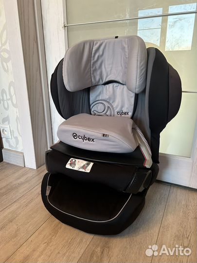 Автомобильное кресло Cybex isofix