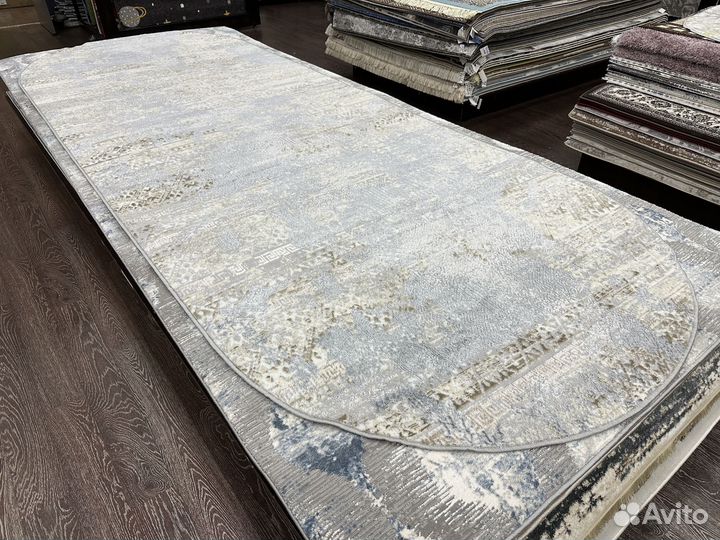 Ковер новый овальный 1.5х4