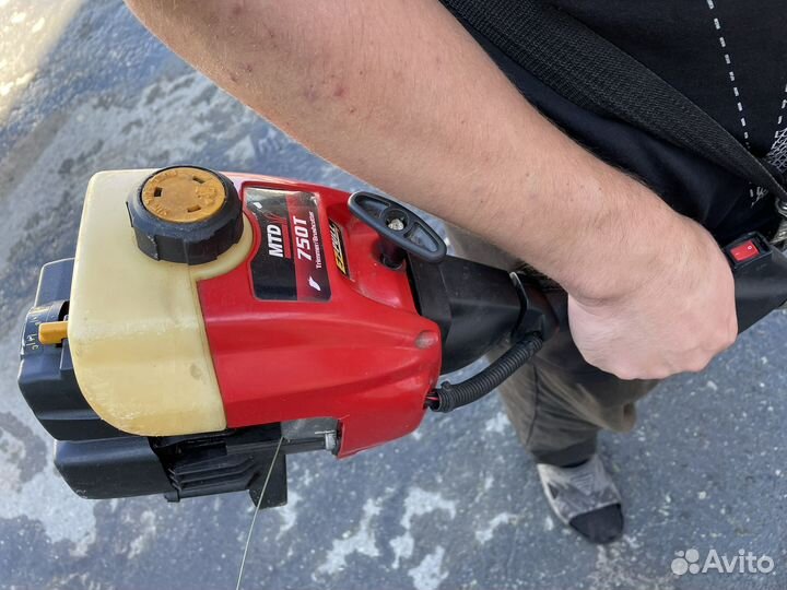 Мотокоса, бензокоса, триммер