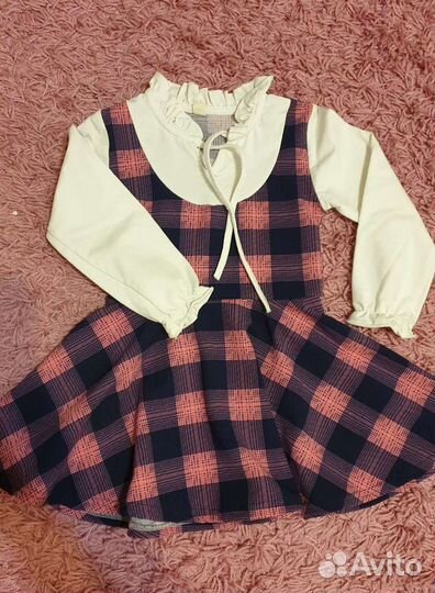 Вещи на девочку 110р (платья, брюки)