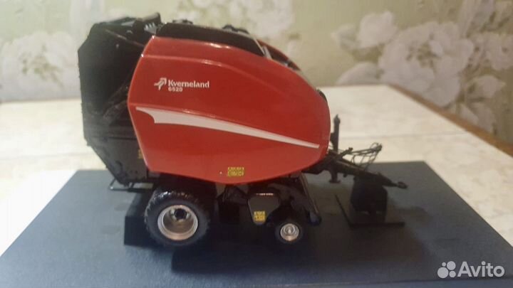 Модель с/х техники