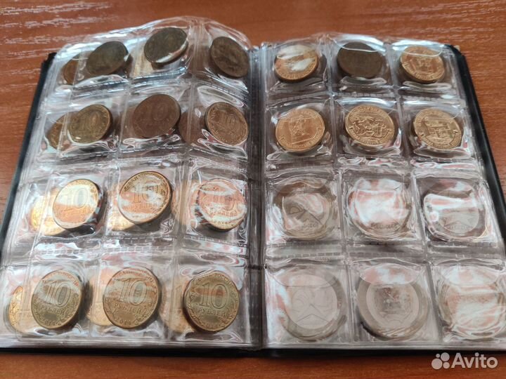 Альбом с 89 монетами (все вместе)