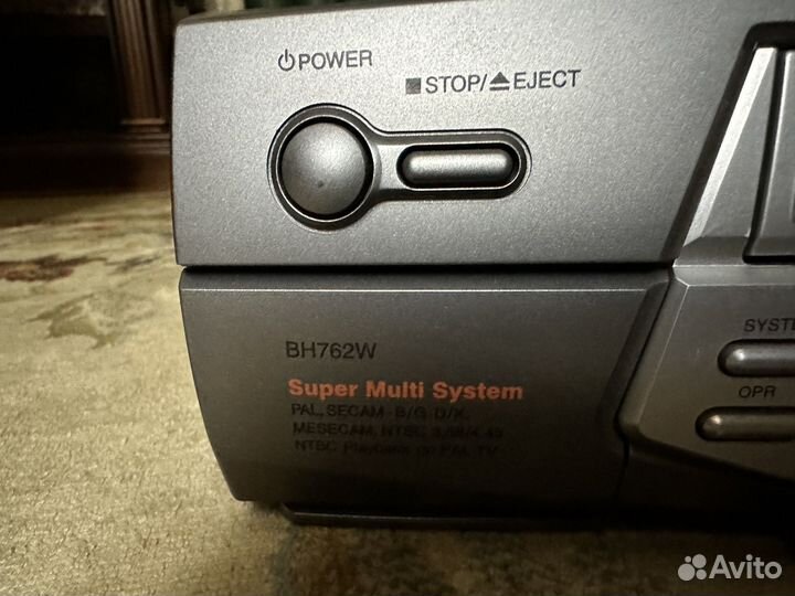 Видеомагнитофон LG