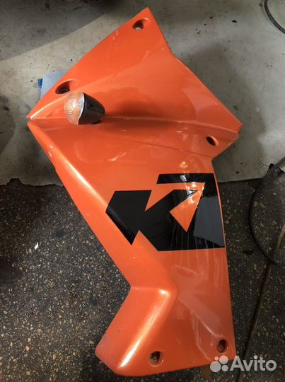 Ktm 950 adventure боковой пластик