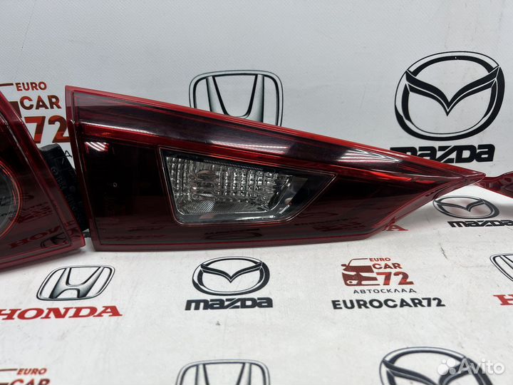 Фонари задние комплект Mazda 3 BM(BN) 2013-2019
