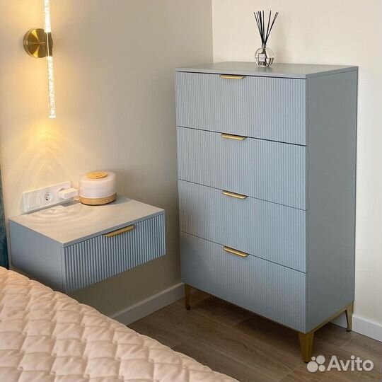 Тумба прикроватная