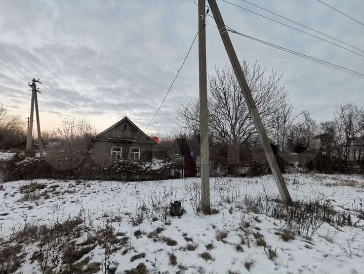 Дом 27,8 м² на участке 18 сот.