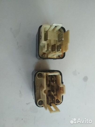 Blower relay 85913-30020