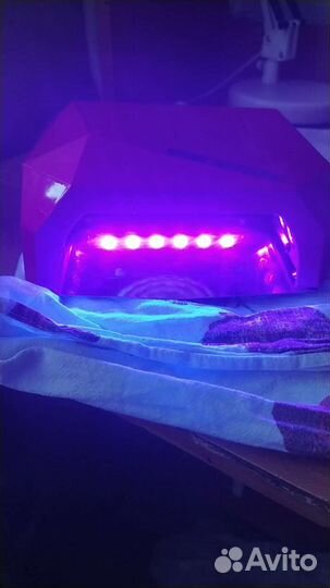 Лампа для ногтей