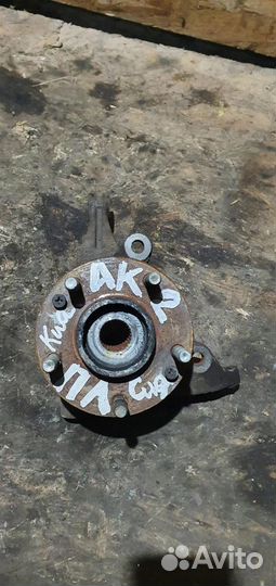 Кулак поворотный передний левый Kia Ceed 1