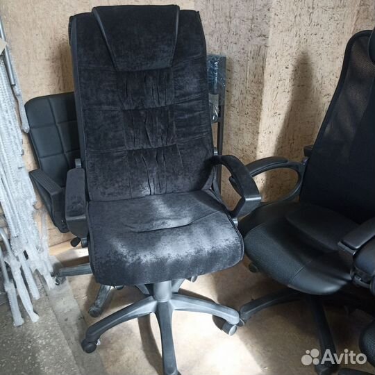 Компьютерное кресло велюр