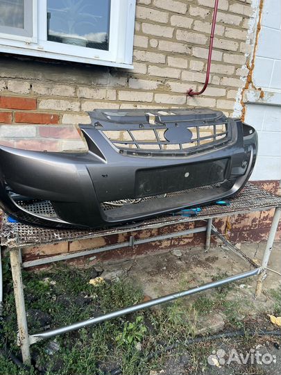 Передний бампер от priora 2 (кориандр)